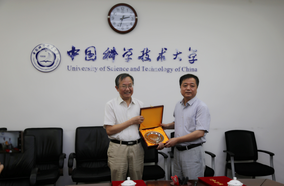 金狮贵宾会·宾至如归-尊贵显赫