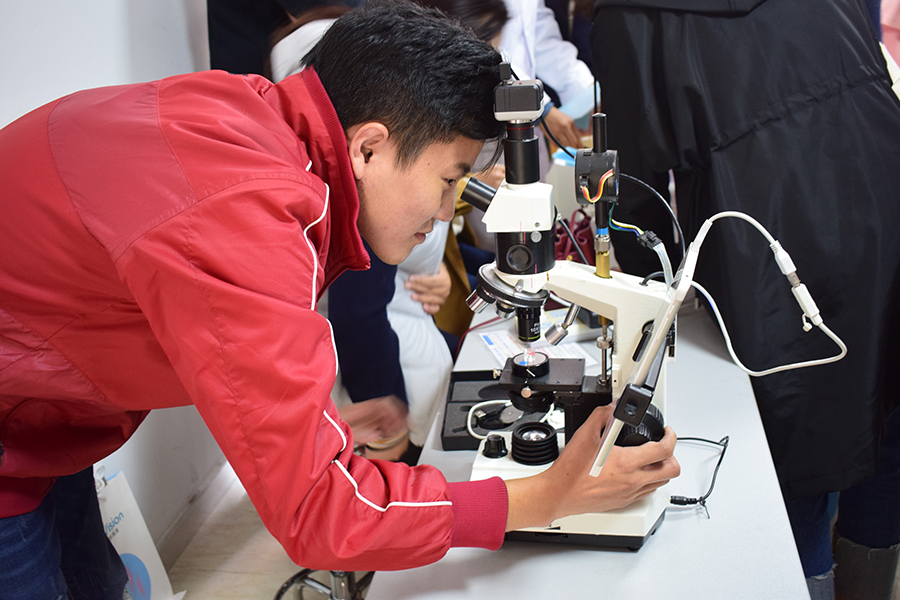 金狮贵宾会·宾至如归-尊贵显赫