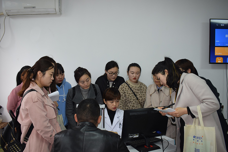 金狮贵宾会·宾至如归-尊贵显赫