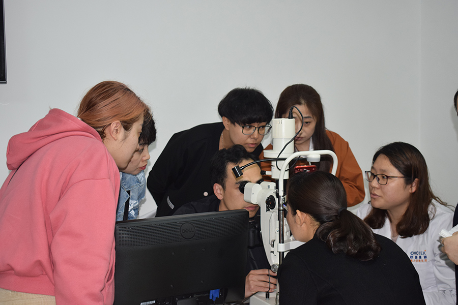 金狮贵宾会·宾至如归-尊贵显赫