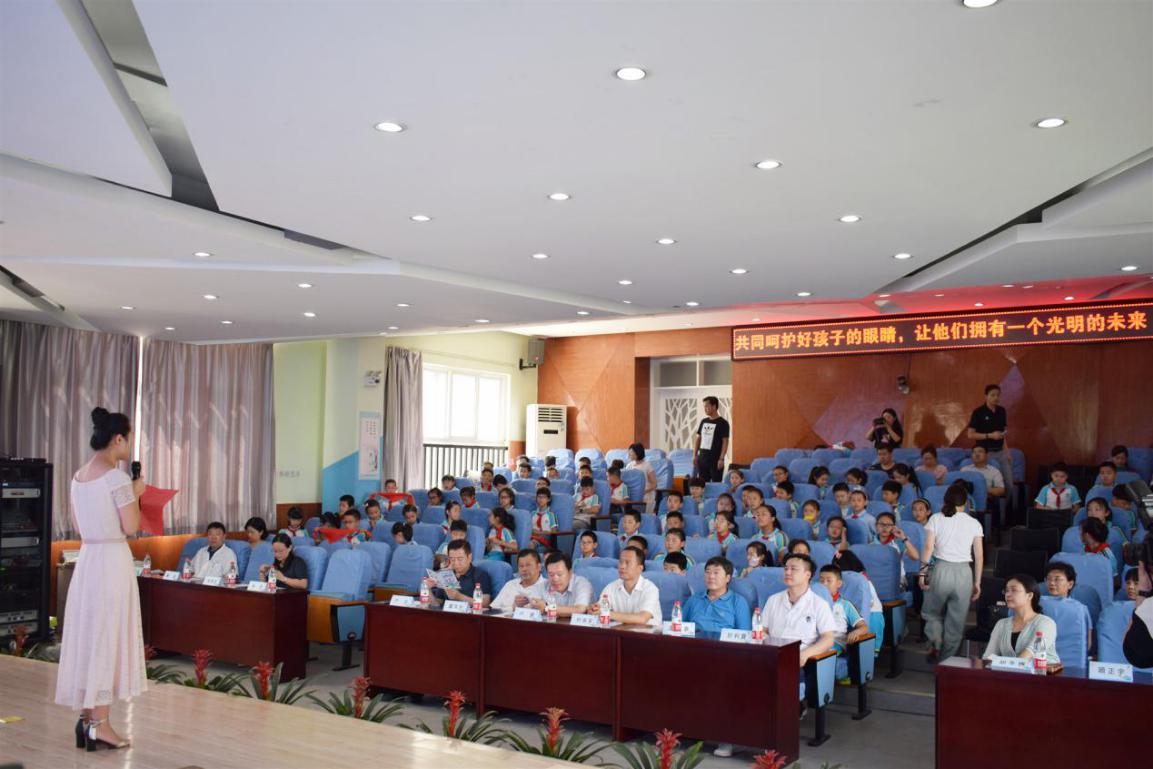 金狮贵宾会·宾至如归-尊贵显赫