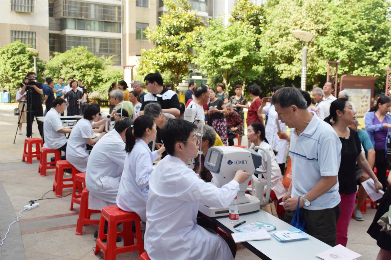 金狮贵宾会·宾至如归-尊贵显赫