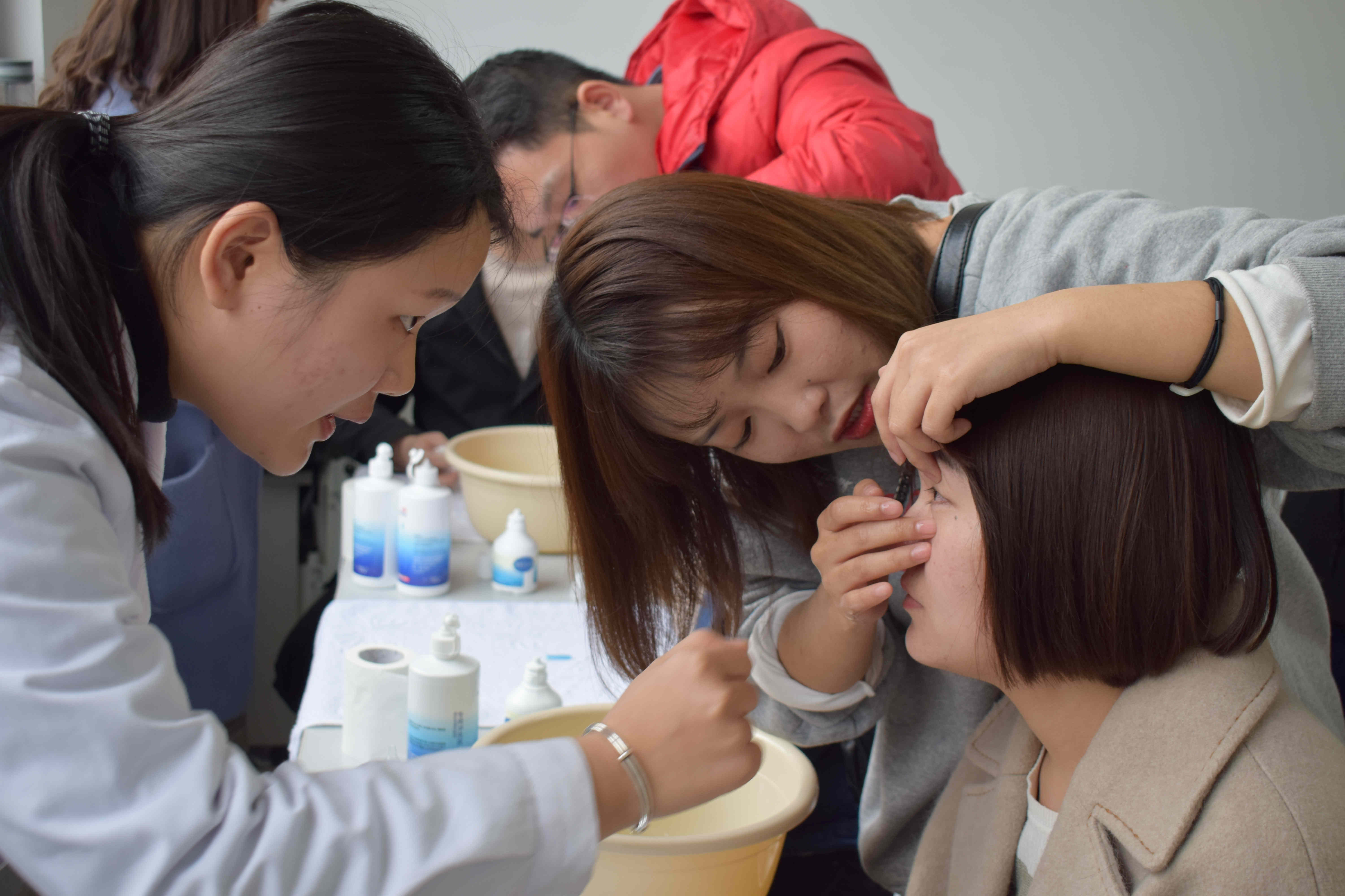 金狮贵宾会·宾至如归-尊贵显赫