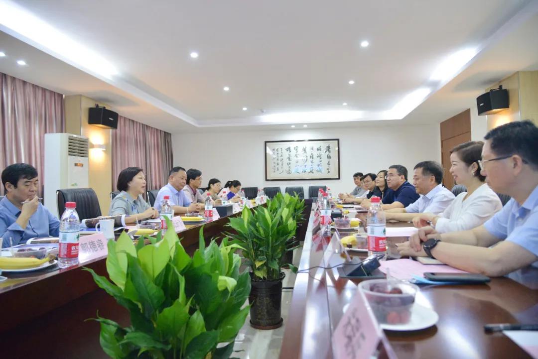 金狮贵宾会·宾至如归-尊贵显赫