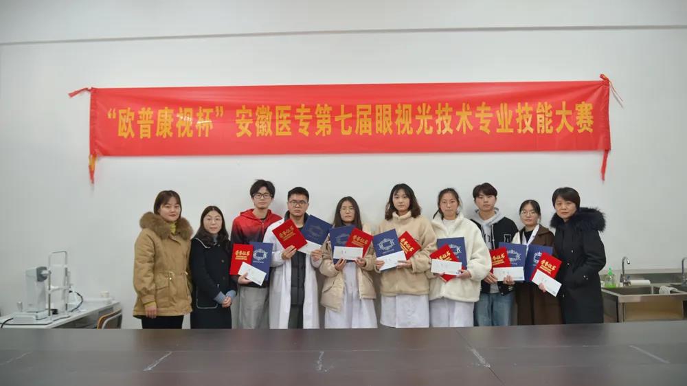 金狮贵宾会·宾至如归-尊贵显赫