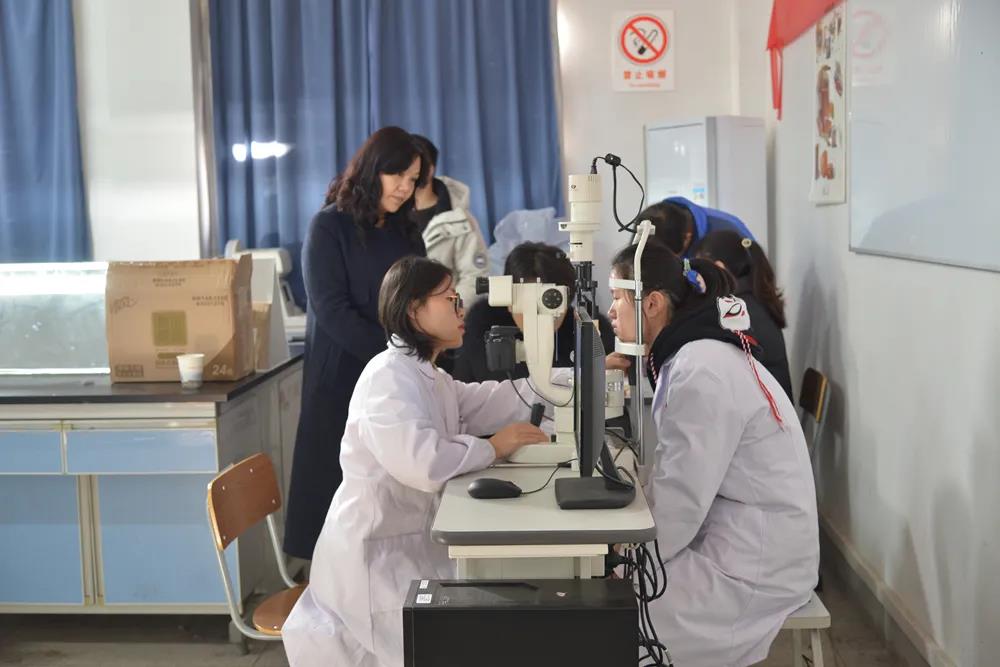 金狮贵宾会·宾至如归-尊贵显赫