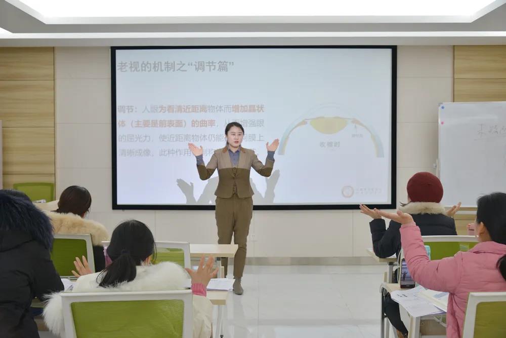 金狮贵宾会·宾至如归-尊贵显赫