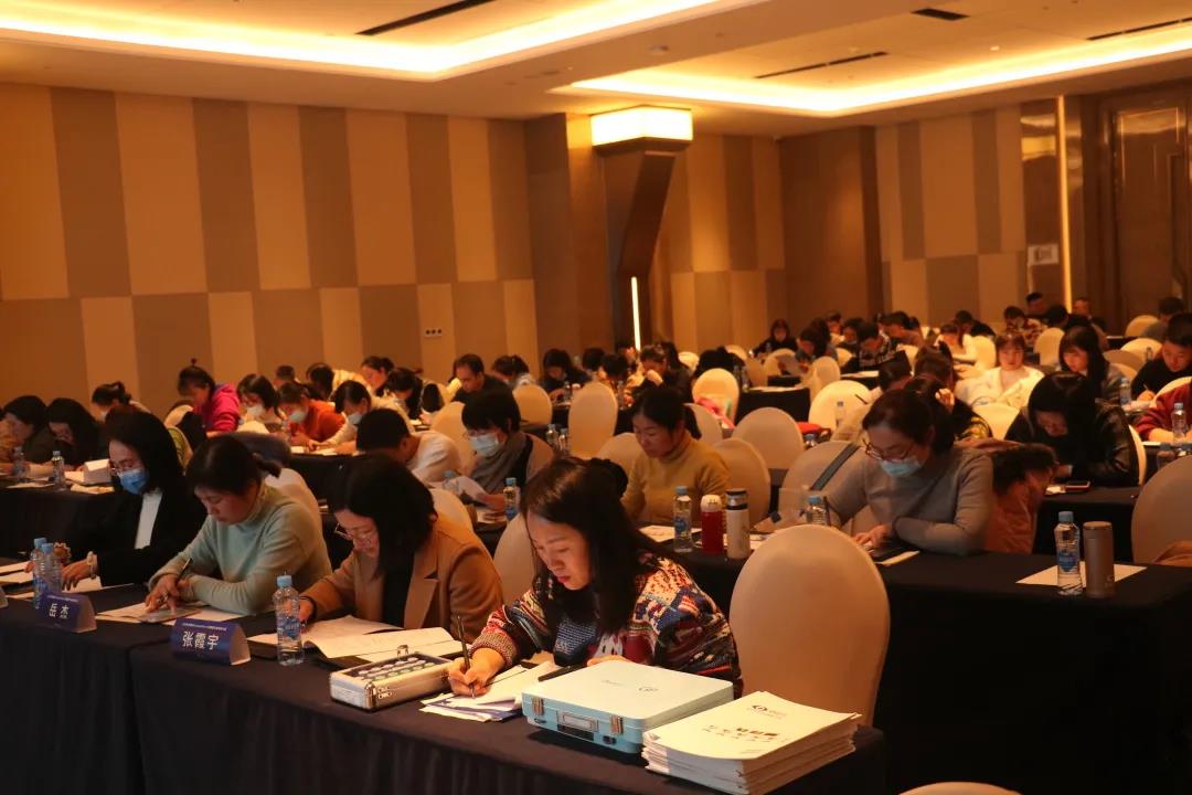 金狮贵宾会·宾至如归-尊贵显赫