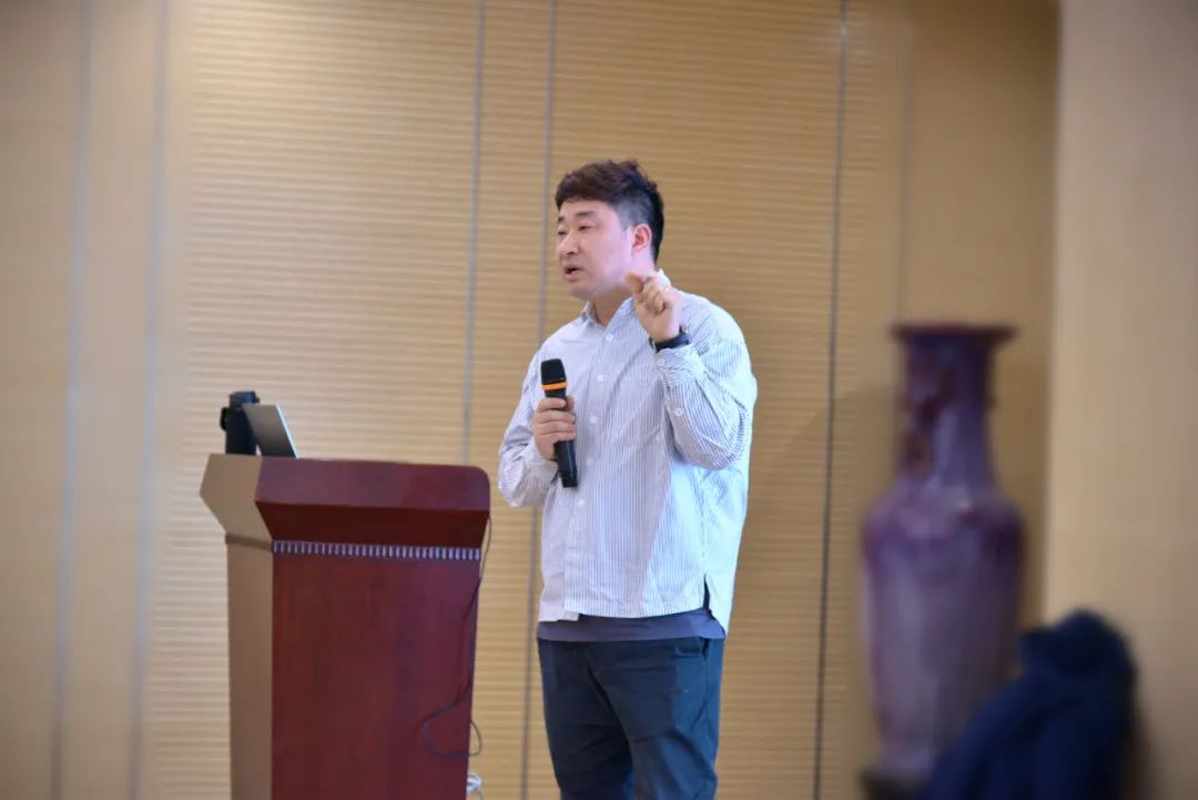 金狮贵宾会·宾至如归-尊贵显赫