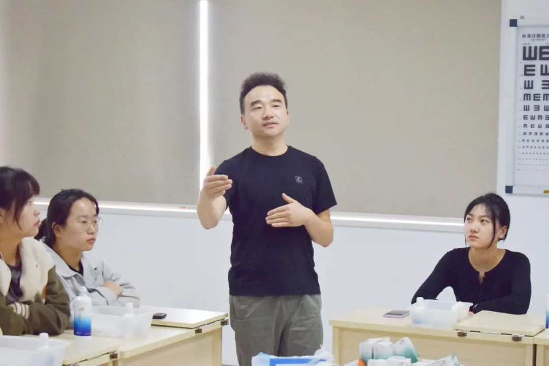 金狮贵宾会·宾至如归-尊贵显赫