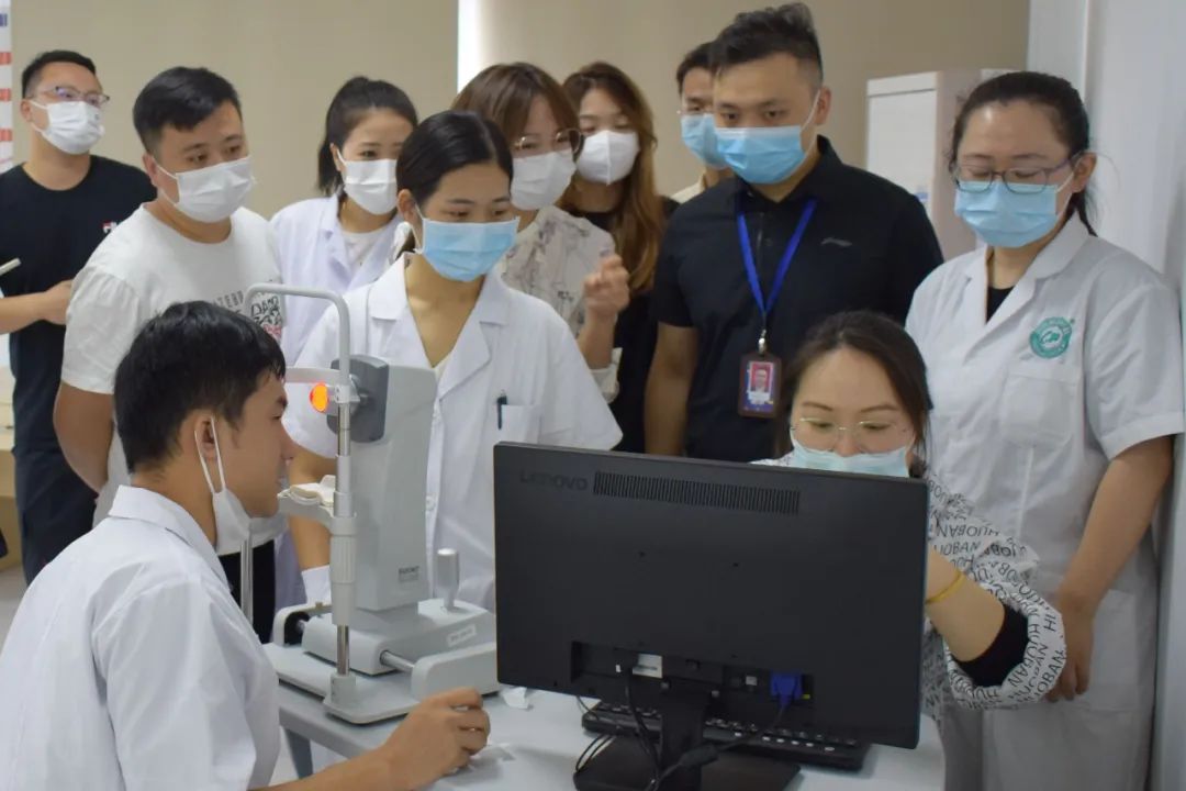 金狮贵宾会·宾至如归-尊贵显赫