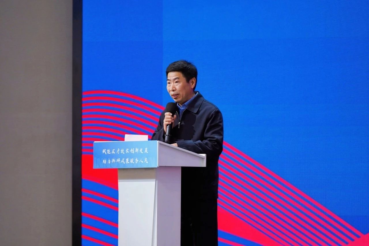 金狮贵宾会·宾至如归-尊贵显赫