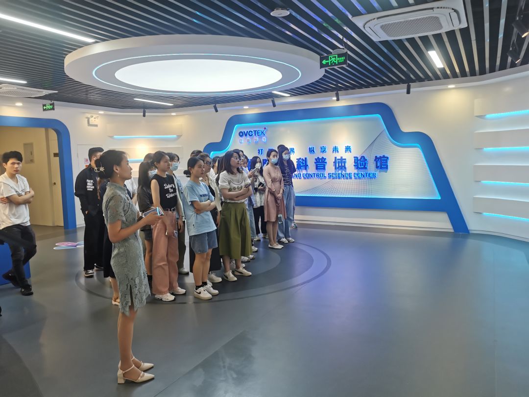 金狮贵宾会·宾至如归-尊贵显赫