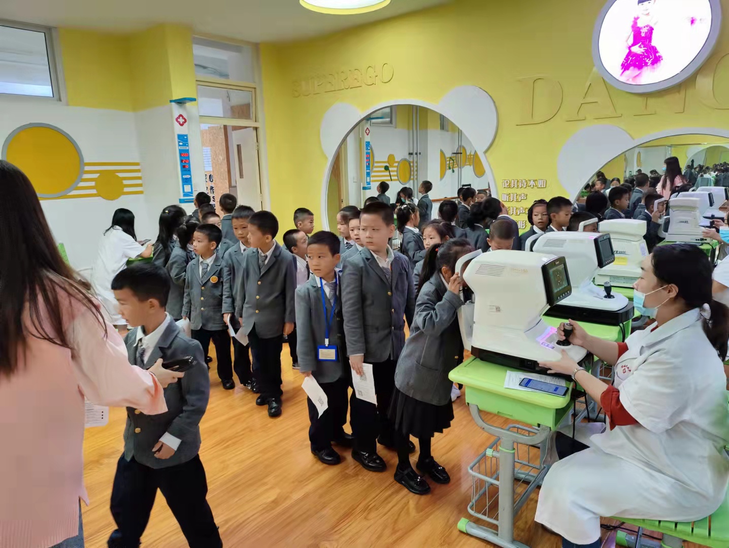 金狮贵宾会·宾至如归-尊贵显赫