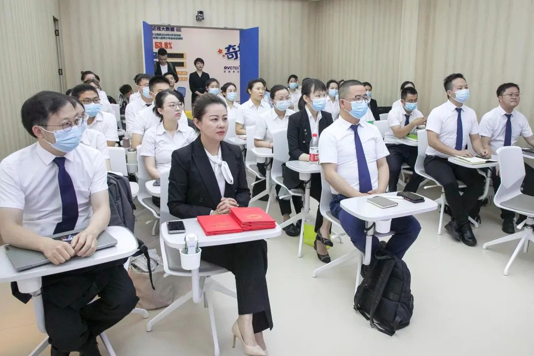 金狮贵宾会·宾至如归-尊贵显赫