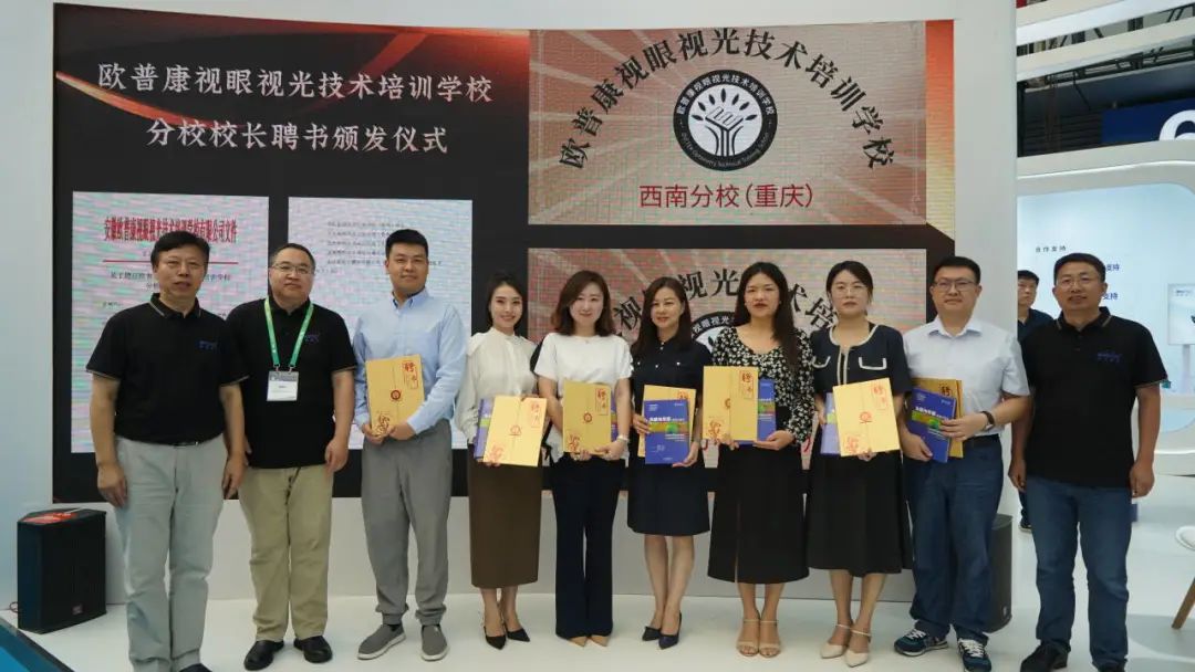 金狮贵宾会·宾至如归-尊贵显赫