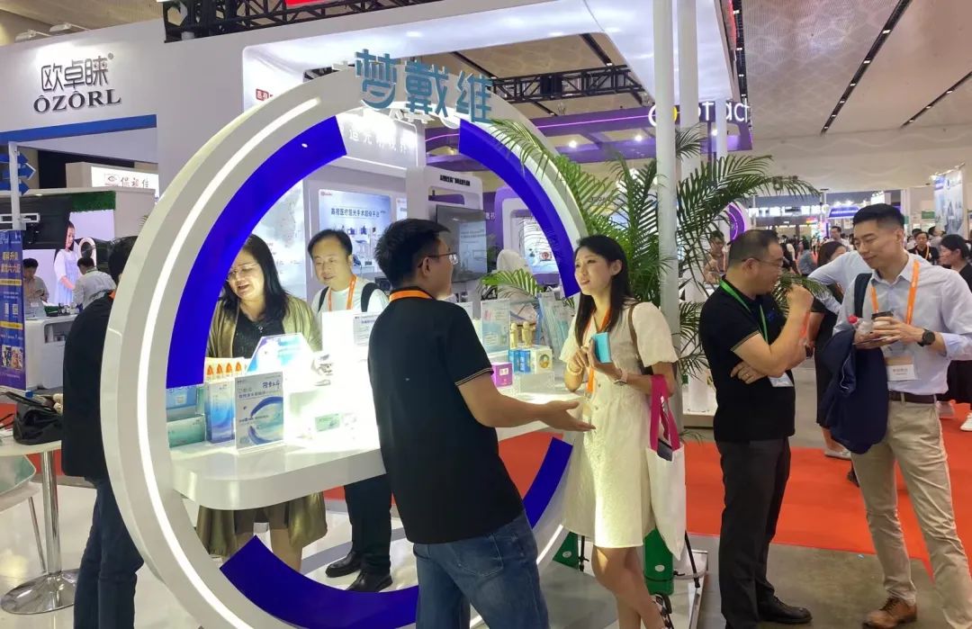 金狮贵宾会·宾至如归-尊贵显赫