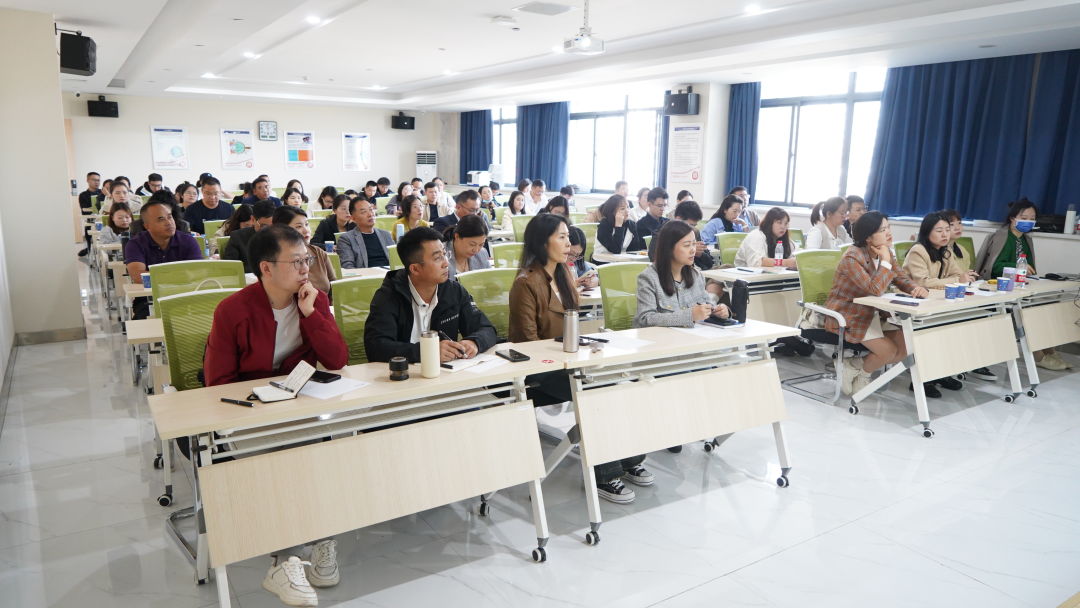 金狮贵宾会·宾至如归-尊贵显赫