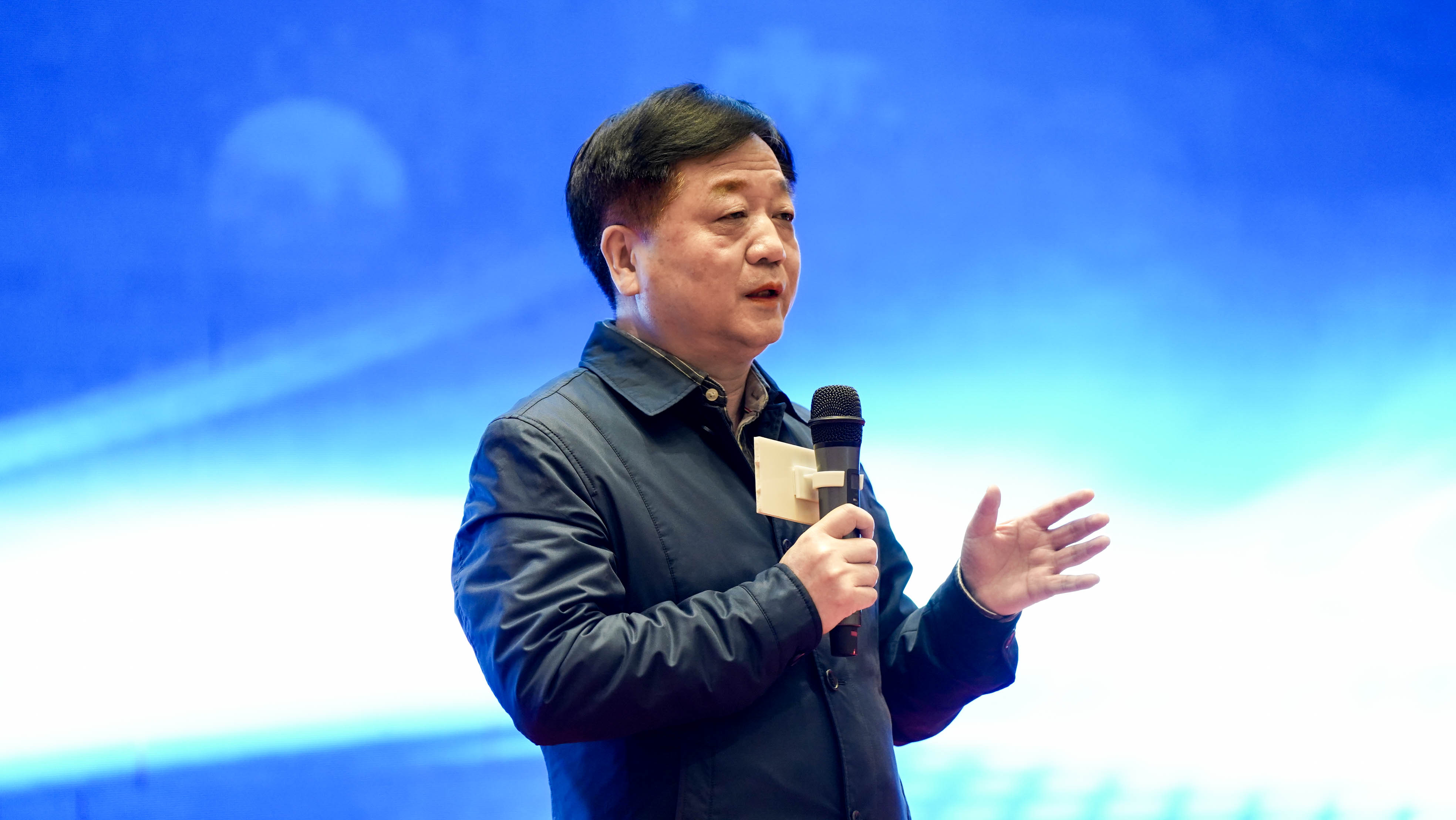 金狮贵宾会·宾至如归-尊贵显赫