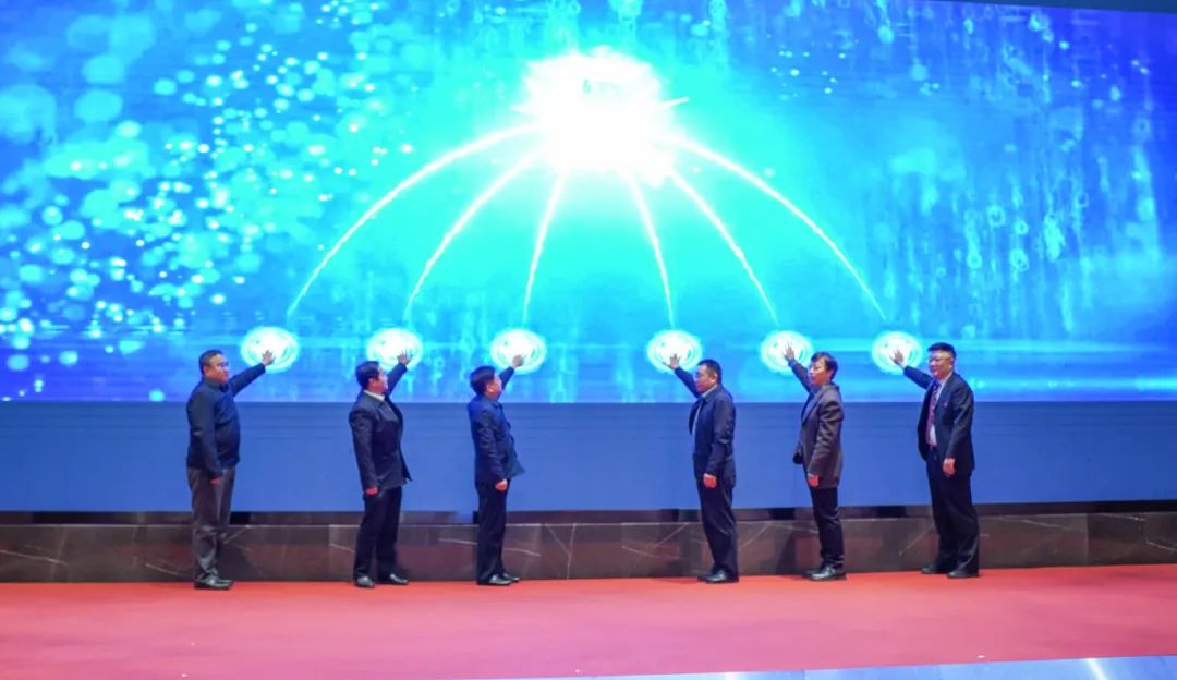 金狮贵宾会·宾至如归-尊贵显赫