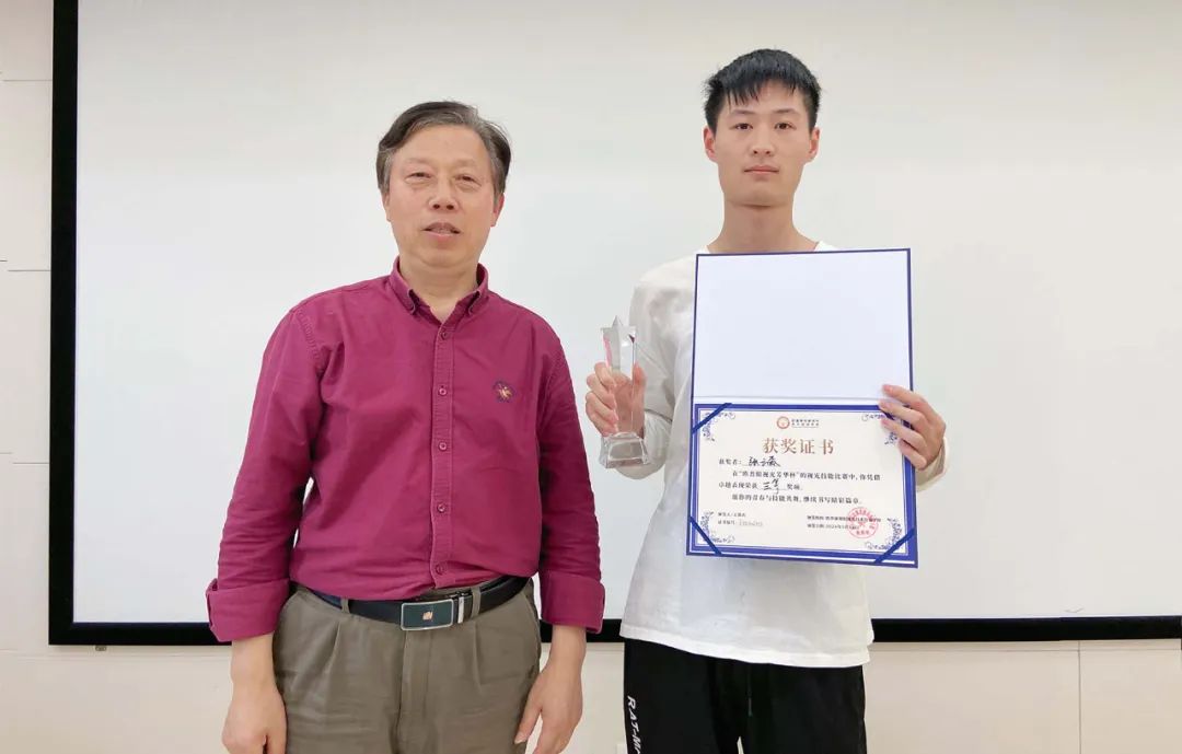 金狮贵宾会·宾至如归-尊贵显赫